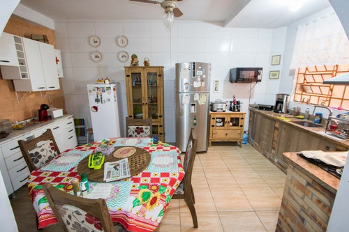 Casa Em Ipanema Com 3 Dormitórios - Lu428846