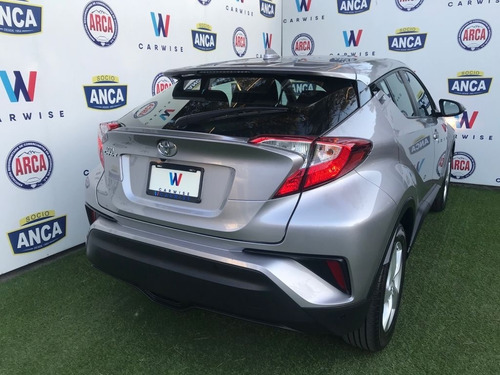 Imagen 2 de 11 de Toyota Ch-r 2018