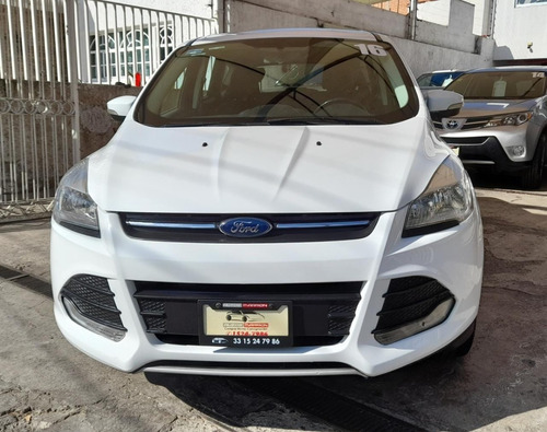 Imagen 6 de 15 de Ford Escape 2016