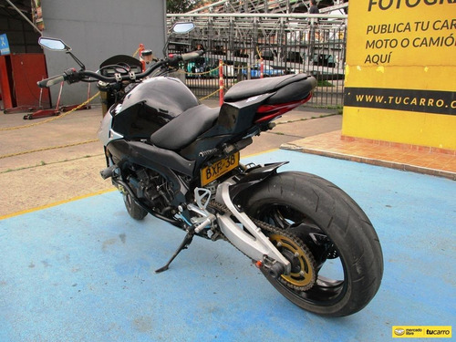Moto Suzuki Gsr600