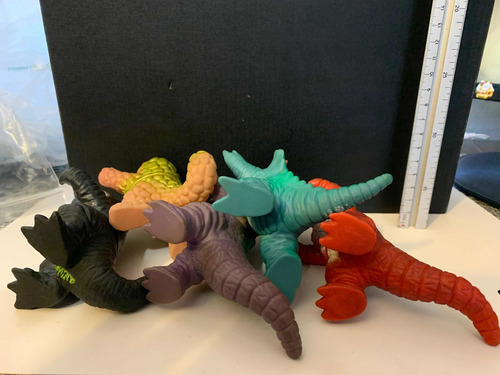 Súper Dino Monsters /kaiju Godzilla Ultraman Precio X Figura (Usado)