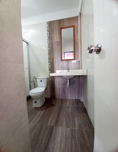 Imagen 11 de 11 de Apartamento Duplex En La Castellana