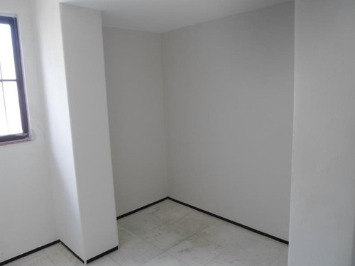 Imagem 24 de 30 de Apartamento Para Alugar Na Cidade De Fortaleza-ce - L12355