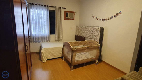 Raridade! Sobrado Com Piscina E Churrasqueira Em Santos - V18269
