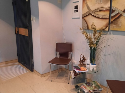 Imagen 6 de 9 de Se Vende Consultorio Médico En Cc Paseo Parral, En Urbanización El Parral, Punto De Referencia 4 Avenidas Del Parral.