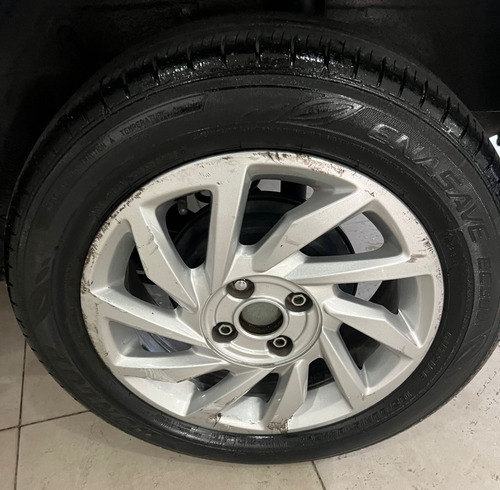 Volkswagen Up! 1.0 High Up! 75cv 5 p