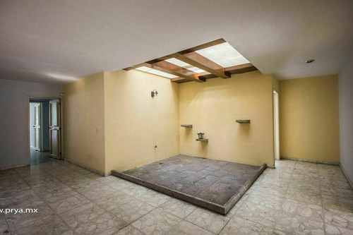 Casa En Venta En Vallarta Norte, Guadalajara