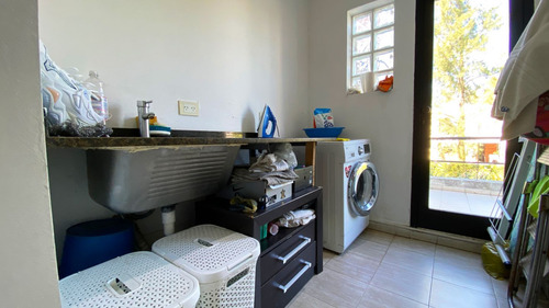 Casa En Venta, 5 Ambientes, En Altos Del Sol