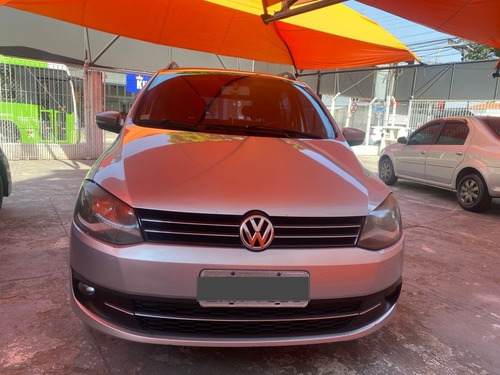 Imagem 2 de 6 de Volkswagen Spacefox 2011 1.6 Trend Total Flex 5p
