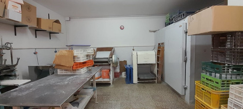 Imagen 5 de 10 de Venta Fabrica De Pastas Completa En Barrio Matheu.