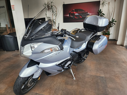 Thiumph Trophy Se