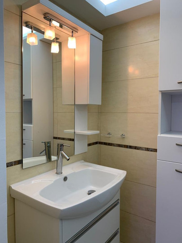Imagen 11 de 14 de Se Alquila Hermoso Apartamento. Playa El Angel. Playa Moreno