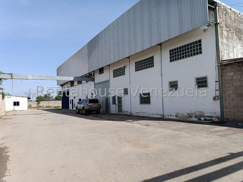 Galpón En Venta En Santa Cruz Aragua 25-6942 Irrr