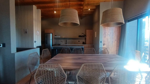 Casa En Venta - 5 Dormitorios 5 Baños - Pinamar