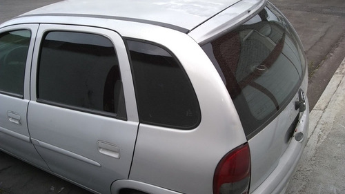 Chevrolet Corsa 2002 1.0 Wind Milenium 5p