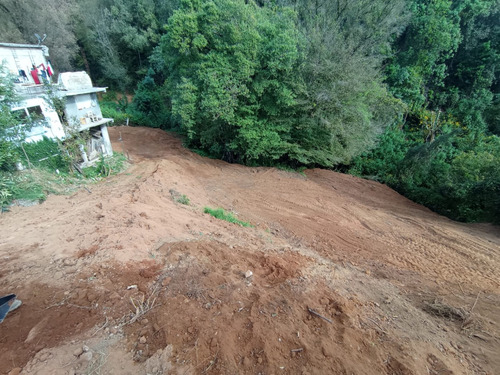 Terreno En Valle De Bravo Casas Viejas