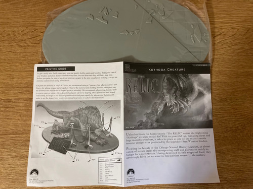 Modelo Kit The Relic Kothoga Creature. Pegasus Hobbies. (Usado)