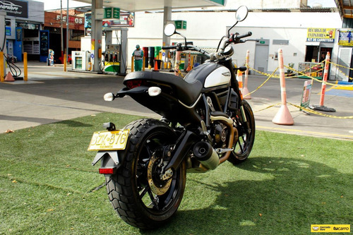 Ducati Scrambler Dark