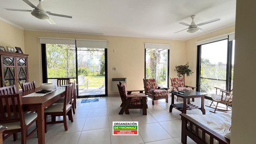 Casa En Venta Barrio Los Bretes Colón