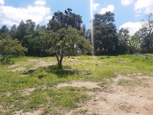Imagem 6 de 8 de Ótimos Terrenos De 600m2 Em Ibiúna! Confira Já ! G.04