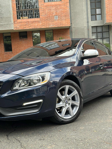 Volvo S60 2.0 T5 Momentum