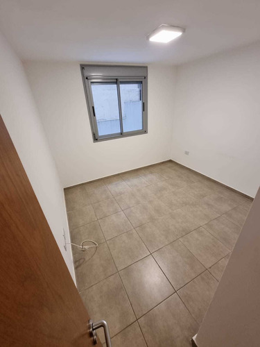 Imagen 5 de 9 de Venta - Departamento 1 Dormitorio General Paz