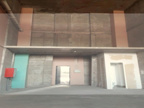 Local Comercial En Av Irarrazabal