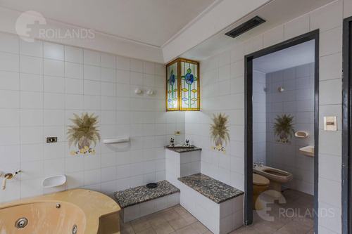 Venta Casa 8 Amb Balcón Patio Terraza Cochera En Villa Devoto