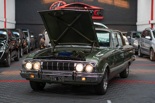 Ford Falcon De Lujo 221