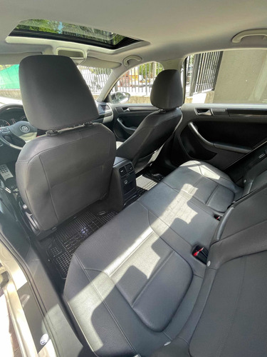Volkswagen Vento 2.5 Luxury 170cv 2011