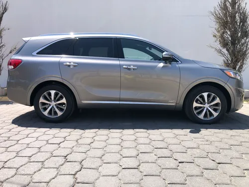 Kia Sorento 3.3L Sxl Awd At