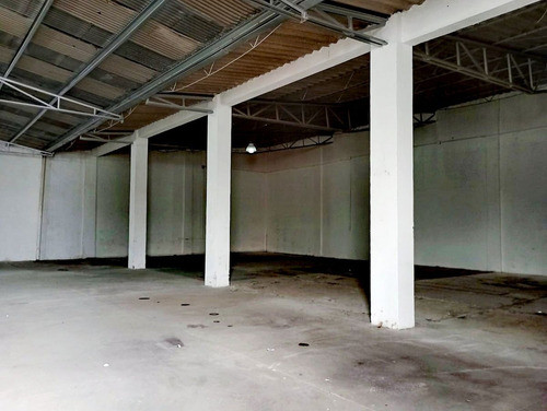 Bodega En Renta Priv. Jardines 1ra Seccion Celaya