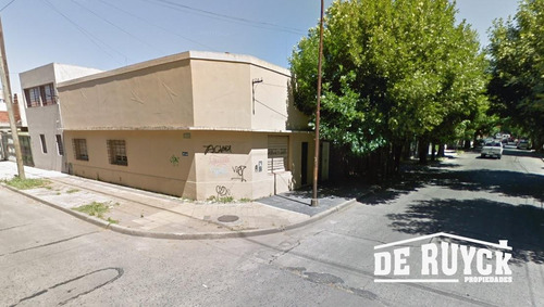 Excelente Esquina En Quilmes A Pasos De Guido