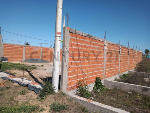 Lote De 280 M2 En Barrio Abierto