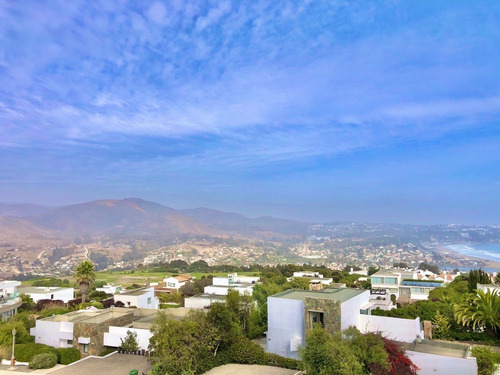 En Venta Interesante Y Sólida Casa En Costa Cachagua