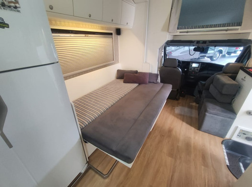 Motor Home Nacional Santo Inacio 8.5si Ano 2015 - Y@w2