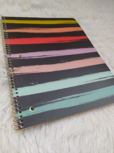 Cuaderno O Libreta De Rayas De Colores