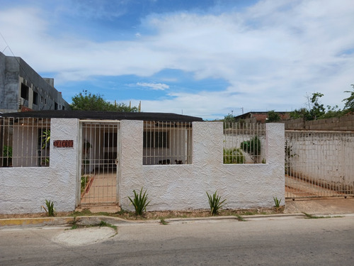  Home24 Islas Vende Casa En Los Robles