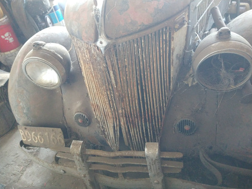 Ford 1938 V8