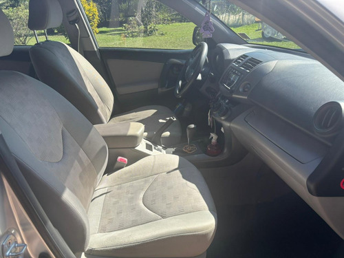Toyota RAV4 2.4 4x2 At