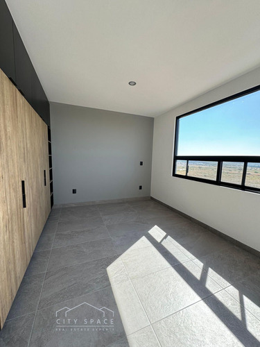 Casa En Venta En Querétaro