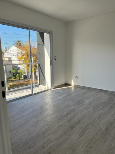 Imagen 5 de 8 de Casa Racionalista A Estrenar U$s 175.000