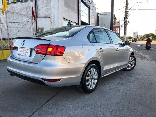 Imagem 4 de 15 de Jetta Comfortline 2.0 T.flex 2012 Completo