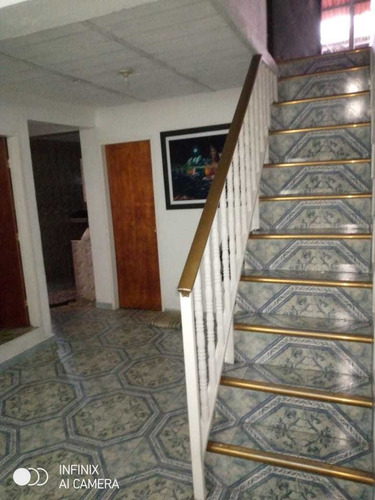 Imagen 7 de 14 de Casa 5hab 2bñ 2pto Estac Cómo Sala 4 Pisos