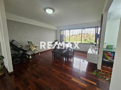 Apartamento Urb Miranda Acepta Financiamiento