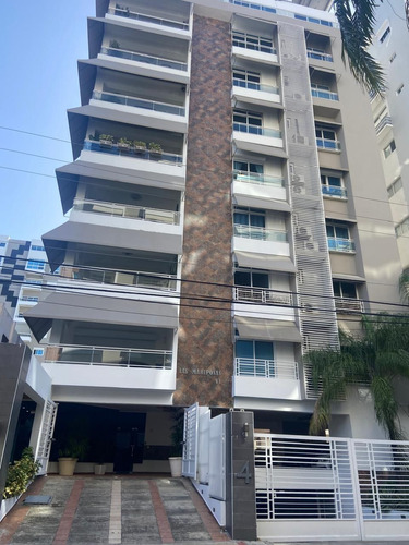 Vendo Amplio Aprtamento En La Julia/ 4 Habitaciones