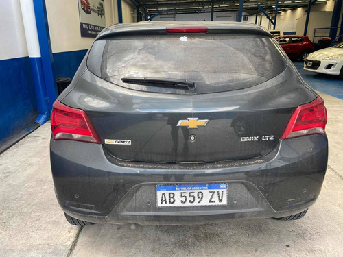 Chevrolet Onix 1.4 Ltz 98cv 2017