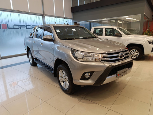 Toyota Hilux Pick-Up 2.8 Cd Srv 177cv 4x2
