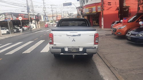 Imagem 4 de 15 de Mitsubishi L200 Triton - 2020/2021 2.4 16v Turbo Diesel Spor