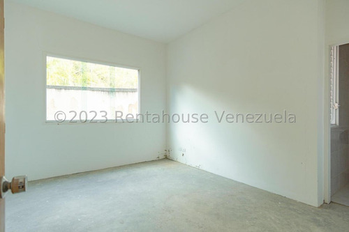 Apartamento En Venta Con Financiamiento En Lomas Del Sol Mls #25-19475 Yosmil Carrero
